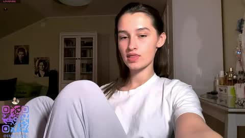 Emily online show from 04.03.26