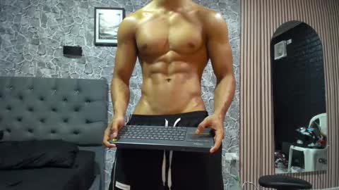 michael_torres15 online show from 09.21.25