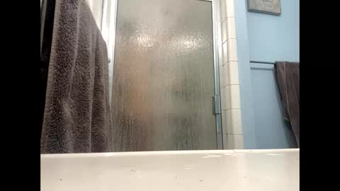 Snapshot of michaelcalif818 chatting on 11.05.25 DMCA online show from 11.05.25