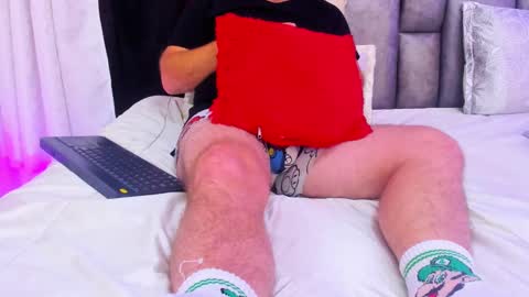 Snapshot of michaelhawtin chatting on 01.08.25 Michael  Contenido explcito online show from 01.08.25