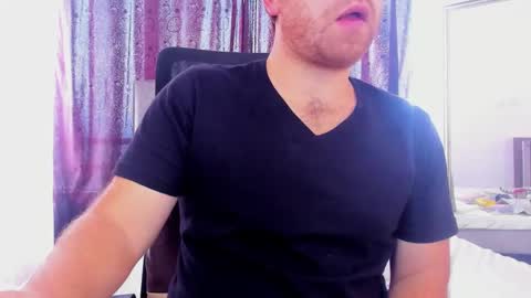 Snapshot of michaelhawtin chatting on 01.13.25 Michael  Contenido explcito online show from 01.13.25