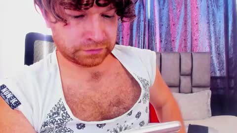 Snapshot of michaelhawtin chatting on 01.14.25 Michael  Contenido explcito online show from 01.14.25