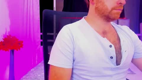 Snapshot of michaelhawtin chatting on 02.08.25 Michael  Contenido explcito online show from 02.08.25