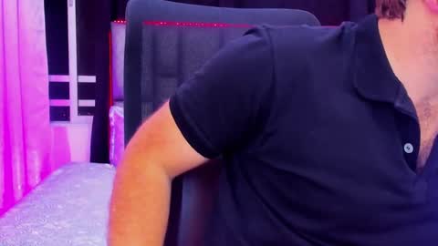 Snapshot of michaelhawtin chatting on 02.09.25 Michael  Contenido explcito online show from 02.09.25