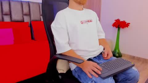 Snapshot of michaelhawtin chatting on 09.14.25 Michael  Contenido explcito online show from 09.14.25