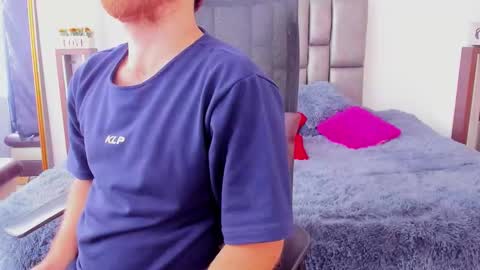 Snapshot of michaelhawtin chatting on 10.02.25 Michael  Contenido explcito online show from 10.02.25