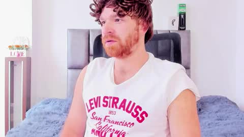 Snapshot of michaelhawtin chatting on 10.05.25 Michael  Contenido explcito online show from 10.05.25