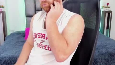 Snapshot of michaelhawtin chatting on 10.08.25 Michael  Contenido explcito online show from 10.08.25