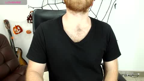 Snapshot of michaelhawtin chatting on 10.10.25 Michael  Contenido explcito online show from 10.10.25