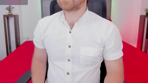 Snapshot of michaelhawtin chatting on 10.20.25 Michael  Contenido explcito online show from 10.20.25