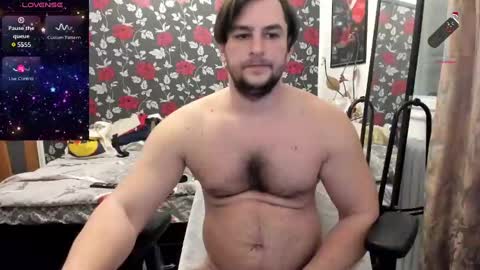 Snapshot of michaelragnar90 chatting on 01.12.25 michaelragnar90 online show from 01.12.25