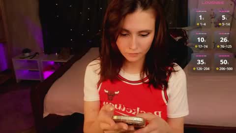 Snapshot of michel_momsen chatting on 06.17.26 Michel online show from 06.17.26