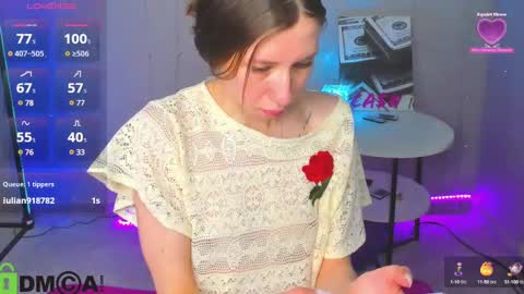 Snapshot of michele_mack chatting on 01.29.25 michele_mack online show from 01.29.25