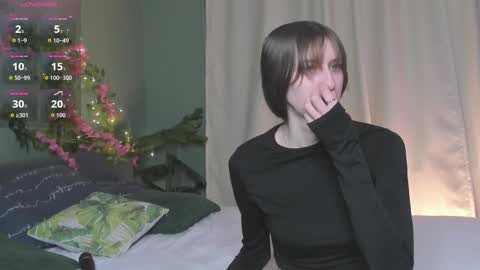 michele_mack online show from 12.02.25