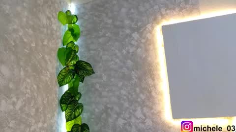 melannie   follow my new page online show from 11.25.25