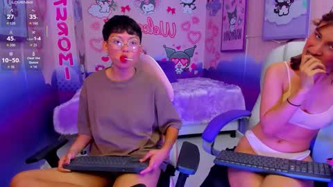 Snapshot of michell__petit_ chatting on 09.15.25 michell__petit_ online show from 09.15.25