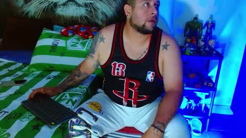 Snapshot of michell_myers chatting on 12.19.25 michell_myers online show from 12.19.25