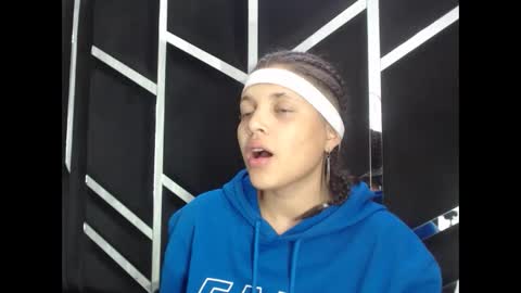 Snapshot of michell_rs chatting on 01.17.25 michell_rs online show from 01.17.25