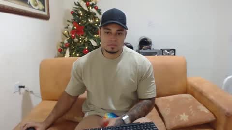 michelle_allen0104 online show from 12.15.24