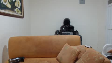 michelle_allen0104 online show from 02.19.25