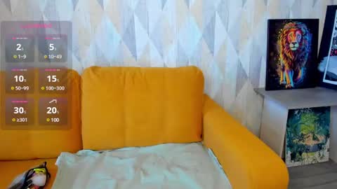 Snapshot of michelle_blond chatting on 02.11.25 michelle_blond online show from 02.11.25