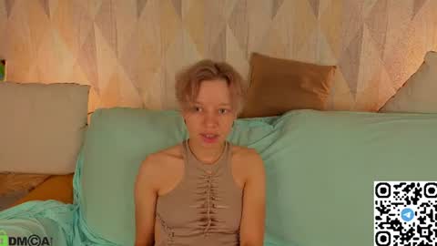 Snapshot of michelle_blond chatting on 07.17.26 michelle_blond online show from 07.17.26