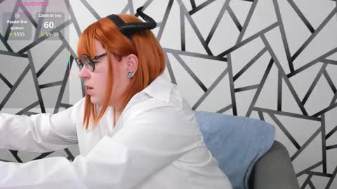 Snapshot of michelle_wilsson chatting on 10.22.25 Michelle online show from 10.22.25