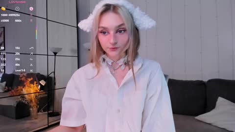 Michelle online show from 10.03.25