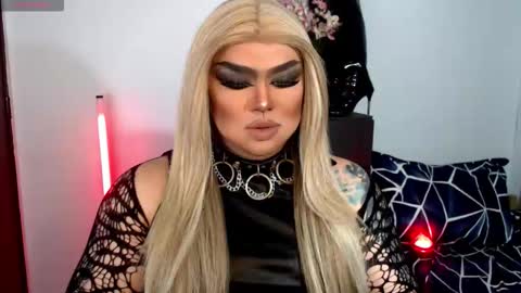 Michelle online show from 11.12.25