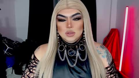 Michelle online show from 12.05.25