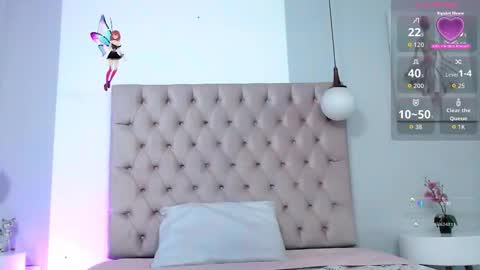 michellmoon1 online show from 09.13.25