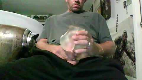 Snapshot of mickey85knoxx chatting on 09.09.25 mickey85knoxx online show from 09.09.25