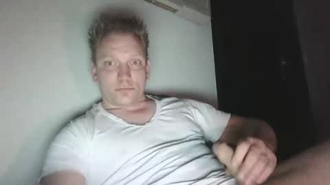 mickkxl online show from 01.30.25