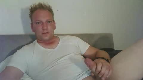 mickkxl online show from 09.29.25