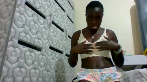 mickyhailey online show from 02.18.25