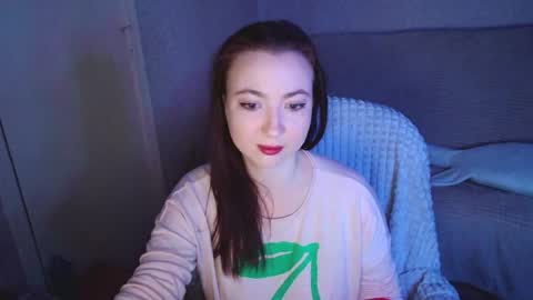 Snapshot of mickywood chatting on 10.04.25 Micky online show from 10.04.25