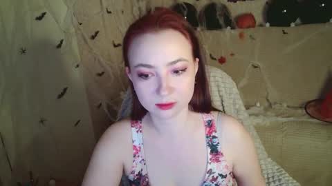 Snapshot of mickywood chatting on 11.02.25 Micky online show from 11.02.25