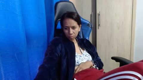 Snapshot of miculohot chatting on 10.13.25 vanesa sexy online show from 10.13.25