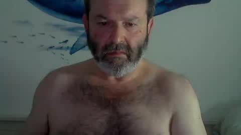 Snapshot of midhir chatting on 01.16.25 kike online show from 01.16.25