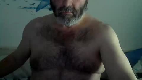 Snapshot of midhir chatting on 01.29.25 kike online show from 01.29.25