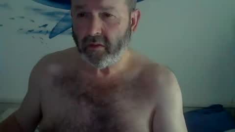 Snapshot of midhir chatting on 02.11.25 kike online show from 02.11.25