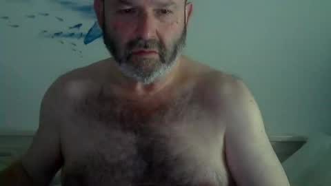 Snapshot of midhir chatting on 02.12.25 kike online show from 02.12.25