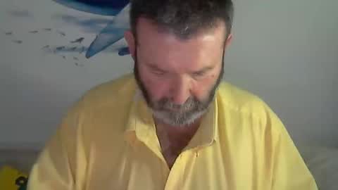 Snapshot of midhir chatting on 02.28.25 kike online show from 02.28.25