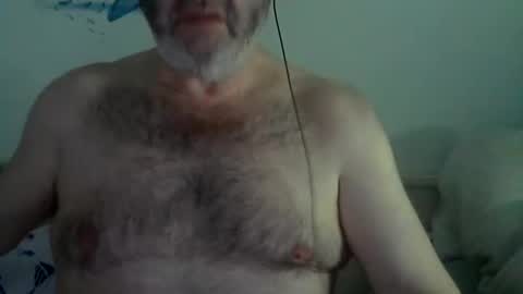 Snapshot of midhir chatting on 03.11.25 kike online show from 03.11.25