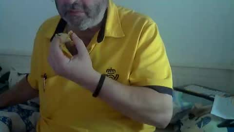 Snapshot of midhir chatting on 09.25.25 kike online show from 09.25.25