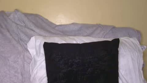 Snapshot of midnight_goddess chatting on 11.28.25 Kelly online show from 11.28.25