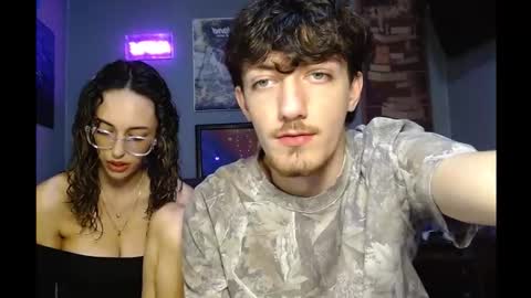 Snapshot of midnight_motion chatting on 10.19.25 midnight_motion online show from 10.19.25