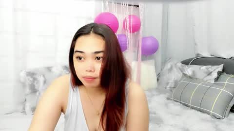 Snapshot of midnightbunny_ chatting on 10.10.25 Bunny 3 online show from 10.10.25