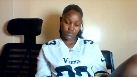 midnightt_tease online show from 10.06.25