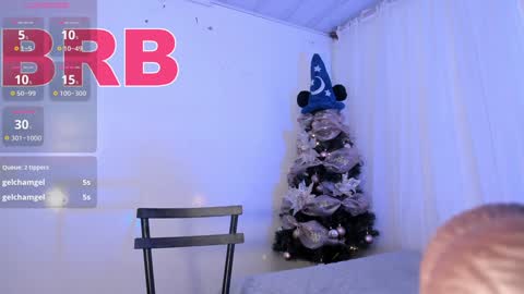 Snapshot of miel_gomez chatting on 12.11.24 miel_gomez online show from 12.11.24